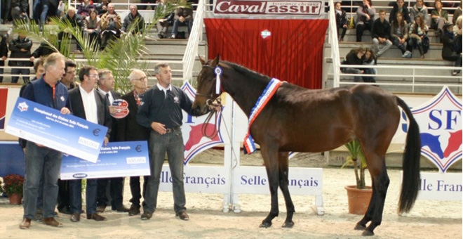 Cher Epoux, né dans la Nièvre chez Mme Bouchanville près de Cercy-la-Tour, berceau des AQPS