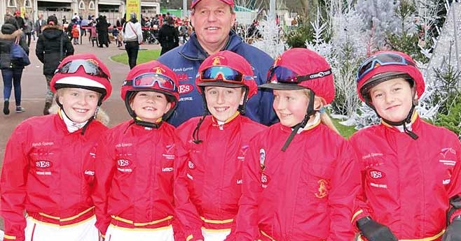 Didier Delsart et les drivers de Gouy Servins (© Gouy Servins)