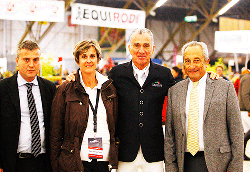 Michel Robert avec Michel Ismalun, son épouse et Mathieu Bontemps