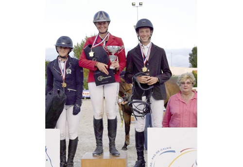 Amateur Elite : Or Manon Lozano/Rigoletto du Clos - Argent Corentin Maerten/Vicenzo du Ter  - Bronze Roony de Bas.