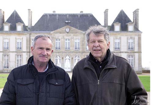 Passation de pouvoirs devant le Haras national du Pin