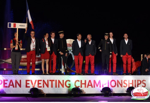 Toute l'équipe de France hier soir lors de la cérémonie d'ouverture