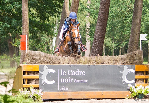 Dernier obstacle du cross et victoire pour Héloïse Le Guern et Saga du Manaou*ENE*HN sur la Pro 3.