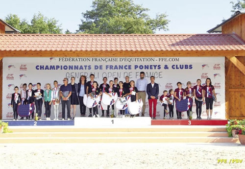 Joli podium des champions de France en herbe (© FFE)