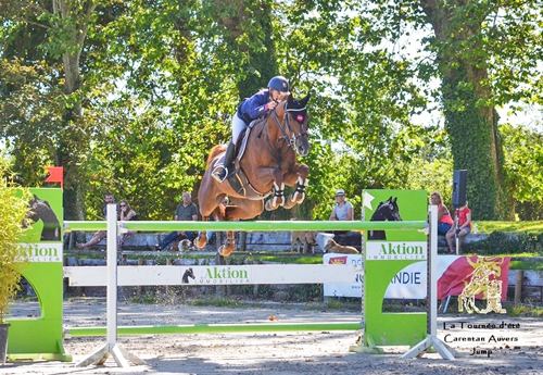 Alice Vancrayelynghe/Ipsy (© La Tournée d’Eté-Carentan Auvers Jump)