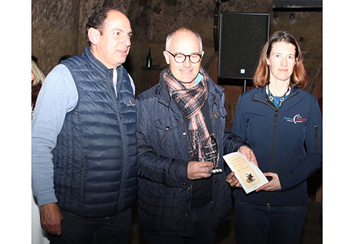 Le trophée du meilleur organisateur pour Emmanuel Lagarde (Lignières en Berry)