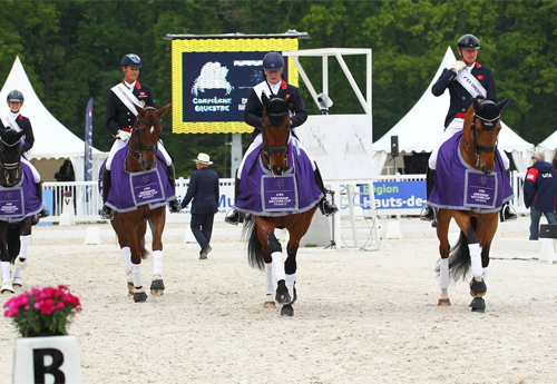 La Grande-Bretagne victorieuse lors du CDIO5* - FEI Nations Cup en 2019 (© PSV)