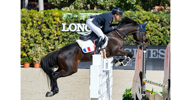 Simon Delestre/Cayman Jolly Jumper (© FEI Richard Juilliart)