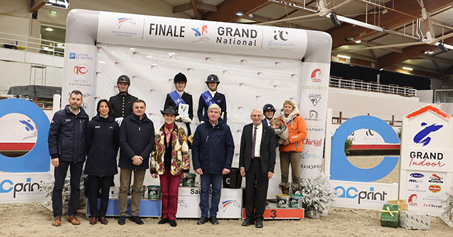 Podium Dressage Finale (© FFE/PSV)