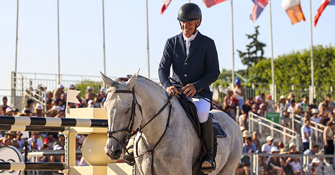 Bosty et Classius Clay Vdv Z lors du Paris Eiffel Jumping ©Sarah Bedu