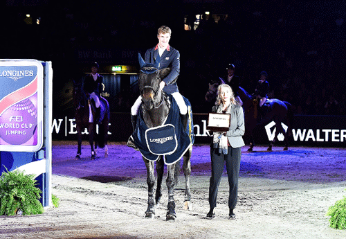 William Whitaker  et Fandango, ici lors de sa victoire à Stuttgart( Ger) en novembre 2014