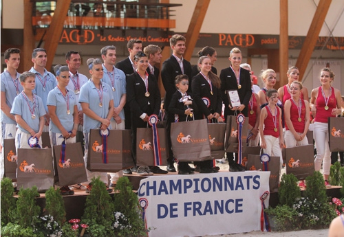 Le podium amateur Elite équipe (© Pascale Vacher)