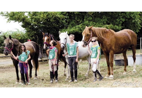 Une arrivée de jeunes cavaliers du Jura