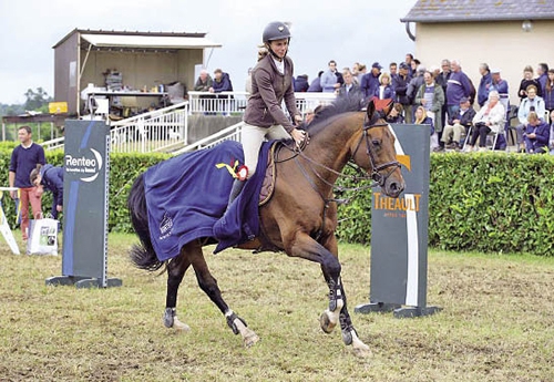 Axelle Lagoubie remporte la Pro 2 (© Anne Claire Guillou)