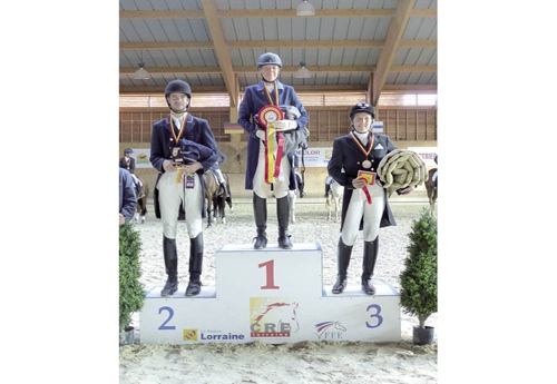 Podium Amat 1