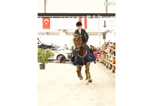 Maeva Melin gagne le GP amateur B