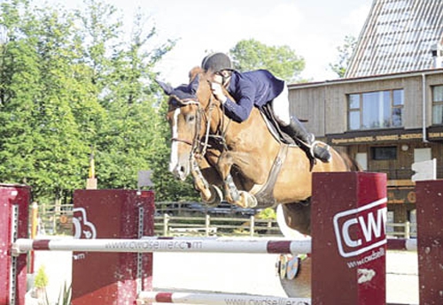 Julien Anquetin s’est offert la victoire avec Gigant B, un cheval qu’il emmènera sur le CSI cinq étoiles d’Helsinki quelques semaines plus tard