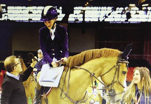 Tom Foucart fait un doublé avec Ranabelle de Jaf, ici félicité par Kamel Boudra d’Equidia