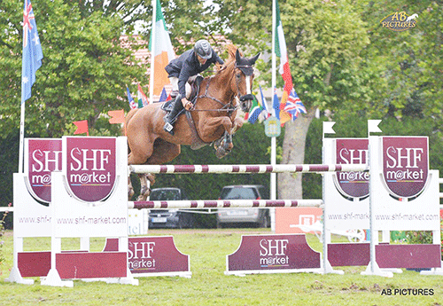 Jean-Luc Mourier/Souvienstoi Lariviera remporte la grosse épreuve du samedi (Photo AB Pictures)