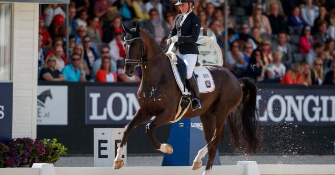 Lordswood Dancing Diamond et Anne-Kathrin Pohlmeier (GER), les champions des six ans, Hippofoto.be (Dirk Caremans)