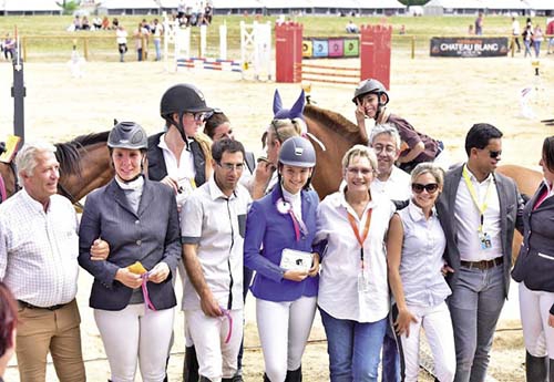 Une partie de la team Para Equestre avec Hervé Godignon