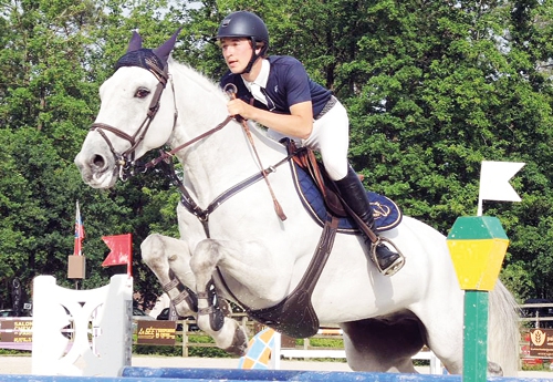 Tom Cherré, ici avec Sunshine Royal, un fils de Mr Blue, 10e du GP 135