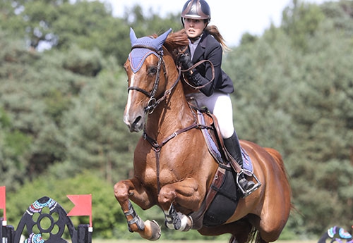Tanie Grepilloux/Utopie championne des cavalières