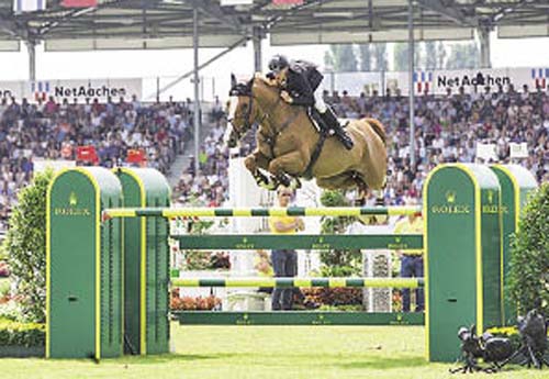 Marcus Ehning/Prêt À Tout gagne le GP d’Aix-la-Chapelle (© R&B Presse)