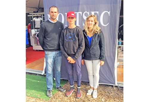 Quentin Nolin avec son coach Mathieu Schmitt et sa maman