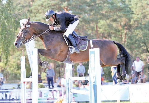 Cheyenne de la Violle et Eric Lelièvre, champions des 6 ans (© ER)