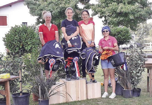 podium 100 % féminin : 1re Angélique Larroque, 2e Dominique Payen, 3e Véronique Clément