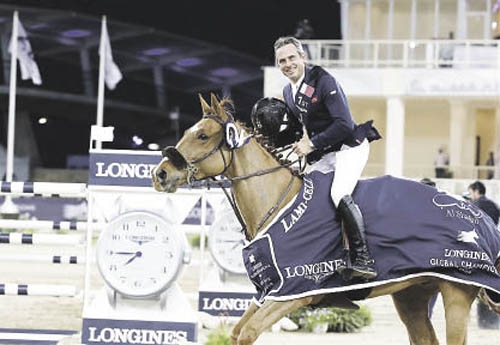 Julien Epaillard et Usual Suspect d’Auge remportent le CSI 5* de Doha (© LGCT / Stefano Grasso)