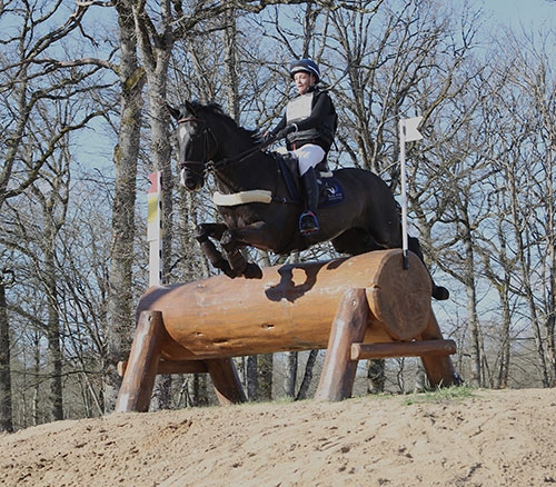 Marie Charlotte Fuss tient la tête avec Sillas de la Née (©ER)