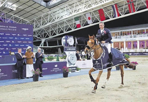 Julien Epaillard et Virtuose Champeix, remporte la 1re qualif  au CSI 5* de Doha (© LGCT / Stefano Grasso)