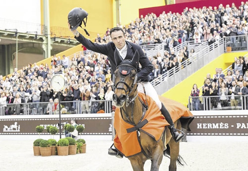 Olivier Perreau et Venizia d’Aiguilly au Saut Hermès (© Patrick Jean)