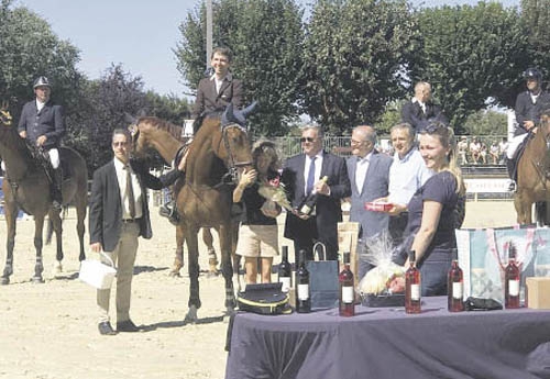 Tara de Blaignac remporta le CSO Pro 2 de Pompadour cette saison