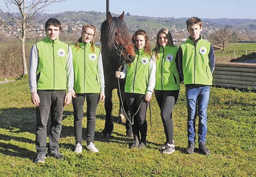 De gauche à droite : Benjamin Molenat, Anna Berdin, Marion Maurin, Naïs Lair, Maxance Bouygues