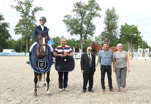 ELSASS DU MEZEL et sa cavalière Céline Thieriot gagnent les 5 ans (Photo Jump & Clic)
