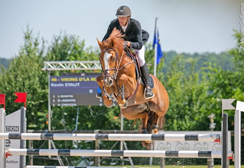 Le champion olympique Kevin Staut de passage au Pin