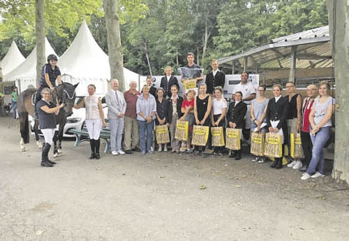 Les cavaliers primés à Colmar (© Ec. du Dachsbuhl)