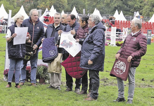 L’heure des récompenses pour Mme et M. Herbeau au Lion d’Angers