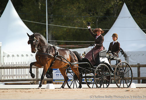 Marion Vignaud en tête de l'Attelage (Photo S.Bailly)
