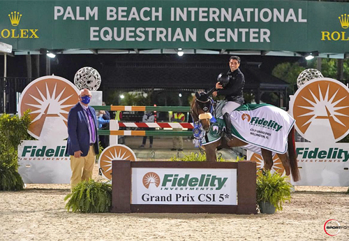 Abdel Said (EGY) et Bandit Savoie avec Michael Stone, président d'Equestrian Sport Productions (© Sportfot)