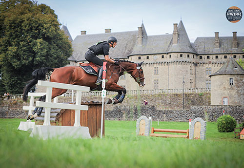 La pluie aujourd'hui s'est parfois invitée sur le site magnifique de Pompadour... (Photo SHF-Pompadour)