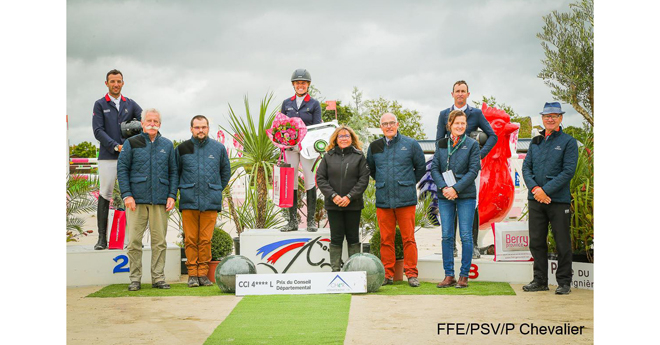 CCI 4*-L : le podium (© FFE/PSV P. Chevalier)