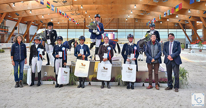 Amateur 2 seniors : 1. V. Vinchon/Fidertanz For Rosi, 71,817; 2. C. Doute/Chanel du Val, 67,847; 3. C. Jousson/Légende de Hans, 67,397