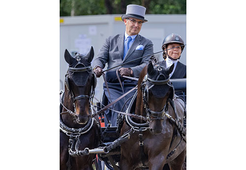 Franck Grimonprez prend la tête dès le dressage