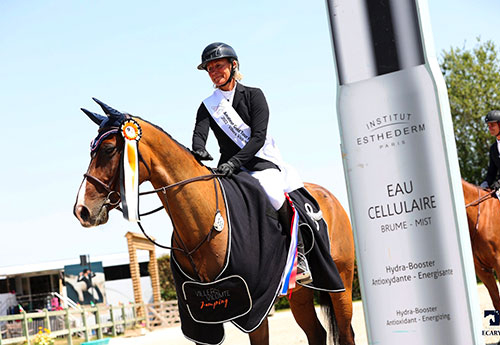 Delphine Peters et Vidoc Armagnac gagnent l'Amateur Gold Tour