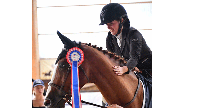 Éléonore Cailleteau & Vendetta Biats remportent l'Amateur 3 Jeunes (Les Garennes)