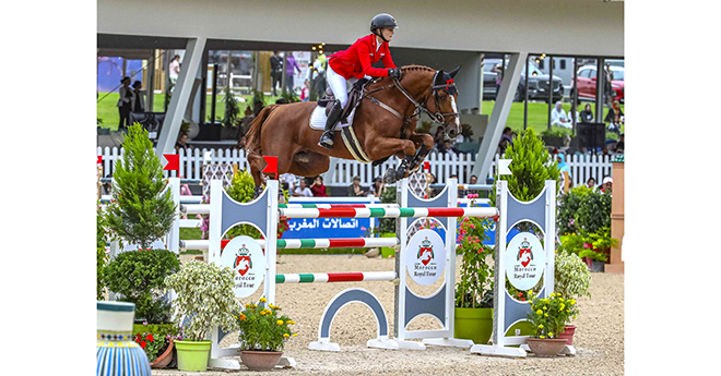 Rare en équipe d'Allemagne (mais de moins en moins), deux femmes en équipe : Nicola Pohl qui, en selle sur Exelero 2, signe la deuxième meilleure performance allemande avec 1 et 4 points ! (© Stefano Grasso/MRT)